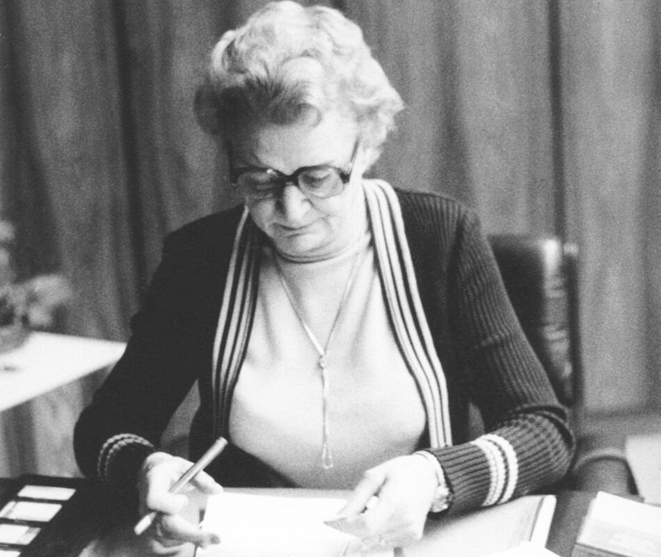 Luise Habermaaß übernimmt nach dem Tod von Eugen Habermaaß 1955 mutig die Firmenleitung.
